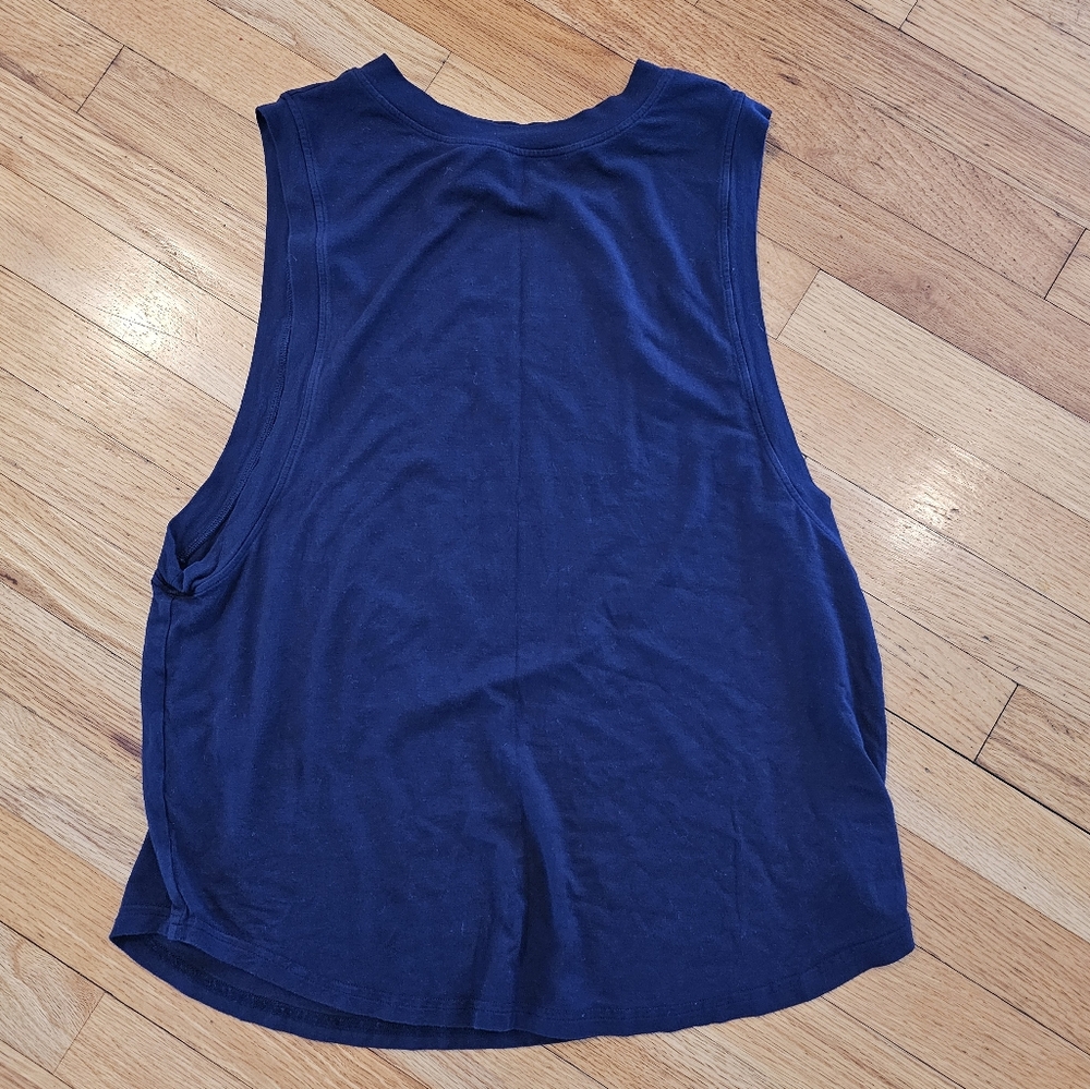P'tula Muscle Tank